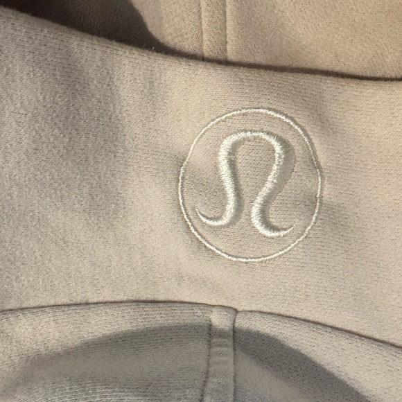 Lululemon Scuba Oversized Full-Zip Hoodie — Natural Ivory (2022) — M/L - Picture 6 of 10
